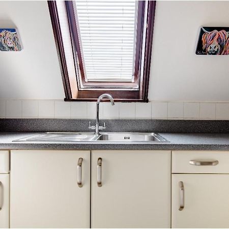 Spacious Room 2 Mins From Station London Kültér fotó
