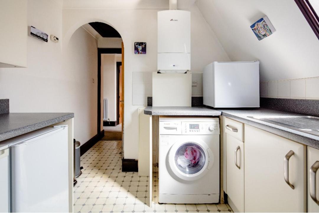 Spacious Room 2 Mins From Station London Kültér fotó
