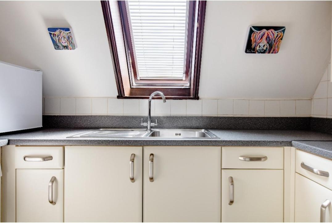 Spacious Room 2 Mins From Station London Kültér fotó